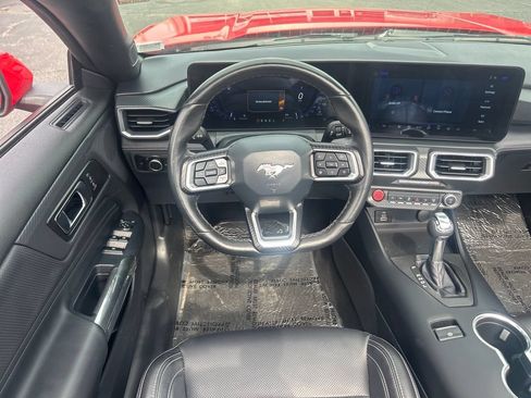 Used 2025 Ford Mustang Premium RWD image 16