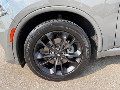 Used 2025 Dodge Durango R/T AWD/4WD image 36