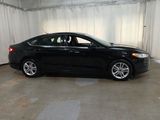 Certified 2018 Ford Fusion SE w/ Fusion SE Technology Package image 3