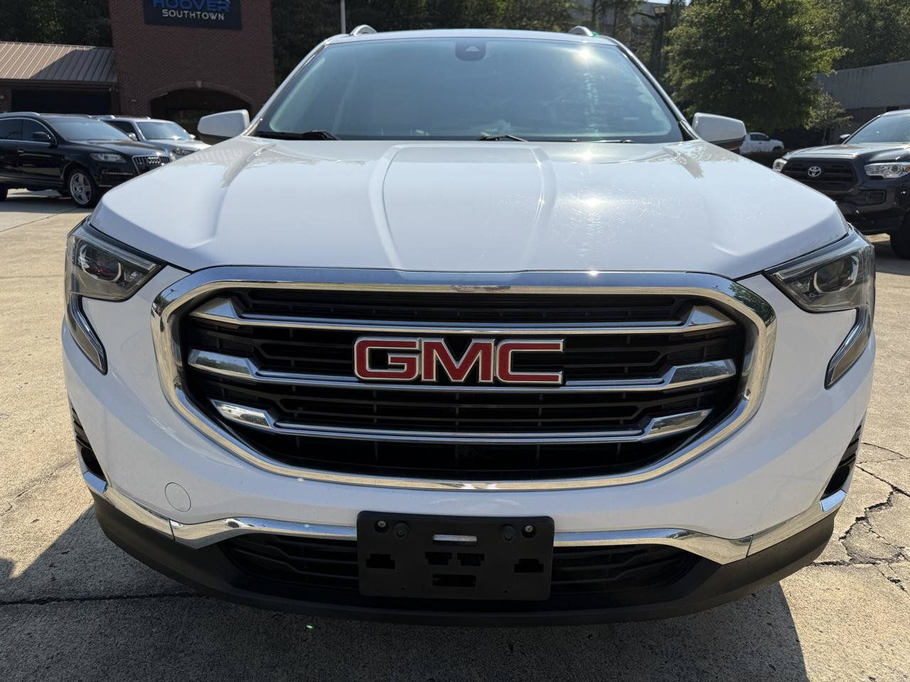 Used 2020 GMC Terrain SLT FWD image 8