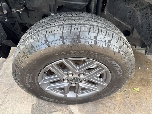 Used 2024 Jeep Wrangler Unlimited Sport AWD/4WD image 37