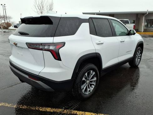 New 2026 Chevrolet Equinox LT w/ Convenience Package II image 5