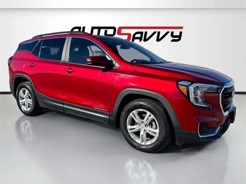 Used 2022 GMC Terrain SLE w/ Driver Convenience Package image 1