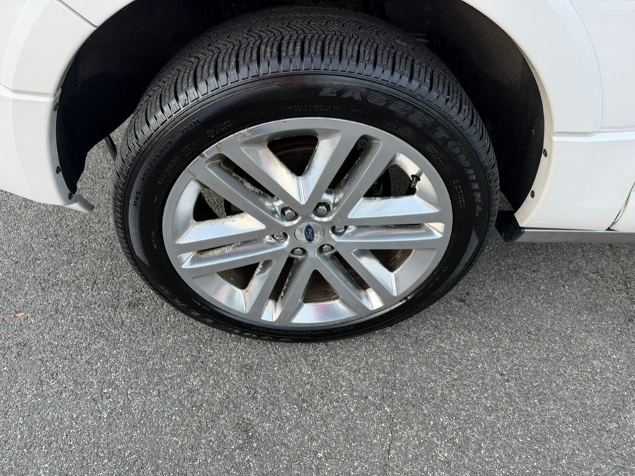 Used 2016 Ford Expedition Platinum AWD/4WD image 11