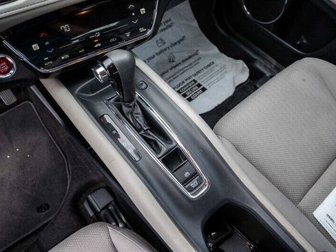 Used 2017 Honda HR-V EX image 15