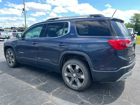 Used 2018 GMC Acadia SLT w/ LPO, Floor Liner Package FWD image 10