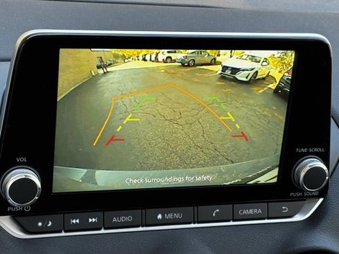 New 2025 Nissan Sentra SR image 21