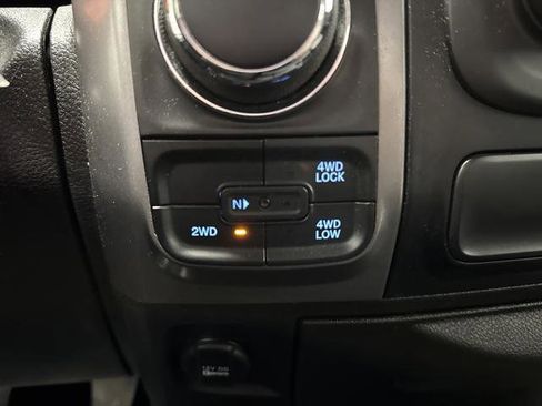 Used 2022 RAM 1500 Classic SLT image 20