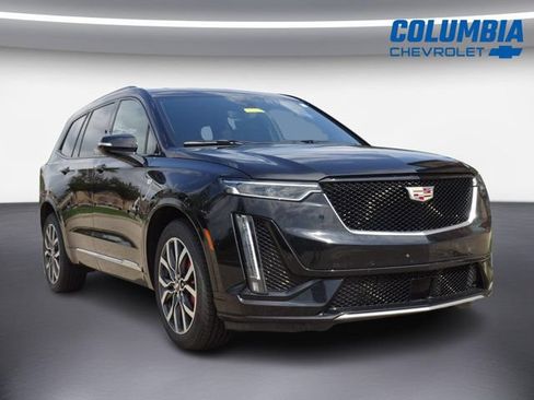 Used 2022 Cadillac XT6 Sport w/ Platinum Package AWD/4WD image 8