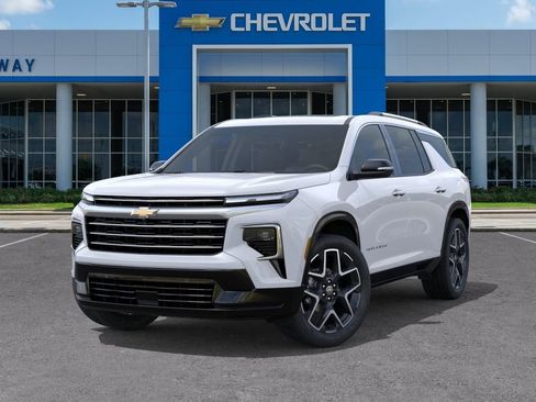 New 2026 Chevrolet Traverse High Country FWD image 6