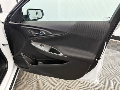 Used 2023 Chevrolet Malibu LT image 15