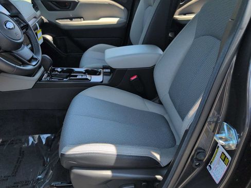 Used 2026 Subaru Forester Premium AWD/4WD image 16