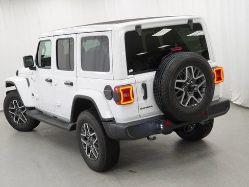 New 2026 Jeep Wrangler Sahara image 10