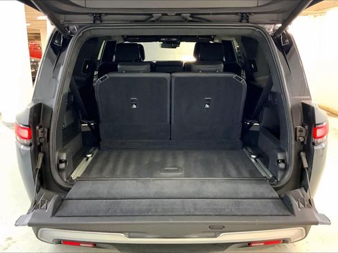 Used 2025 Rivian R1S Adventure AWD/4WD image 9