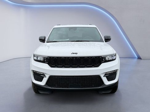 New 2025 Jeep Grand Cherokee Limited w/ Luxury Tech Group II image 10