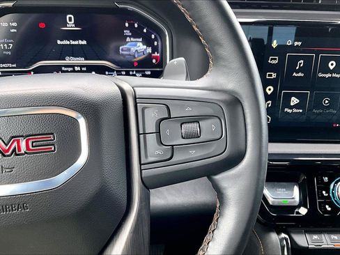 Used 2024 GMC Sierra 1500 AT4 w/ Technology Package AWD/4WD image 20