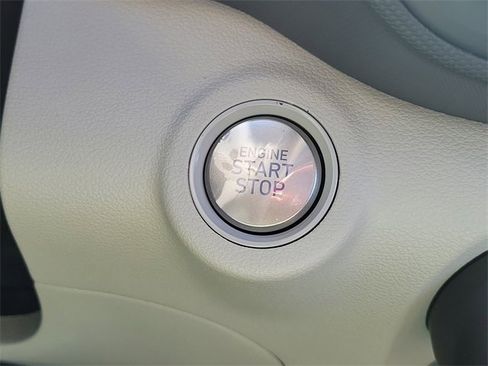 New 2026 Hyundai Venue SEL image 8