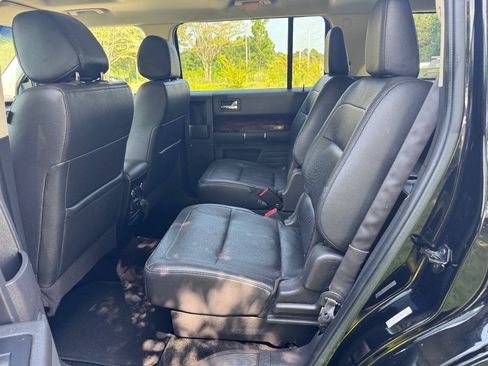 Used 2018 Ford Flex Limited w/ Equipment Group 301A AWD/4WD image 12