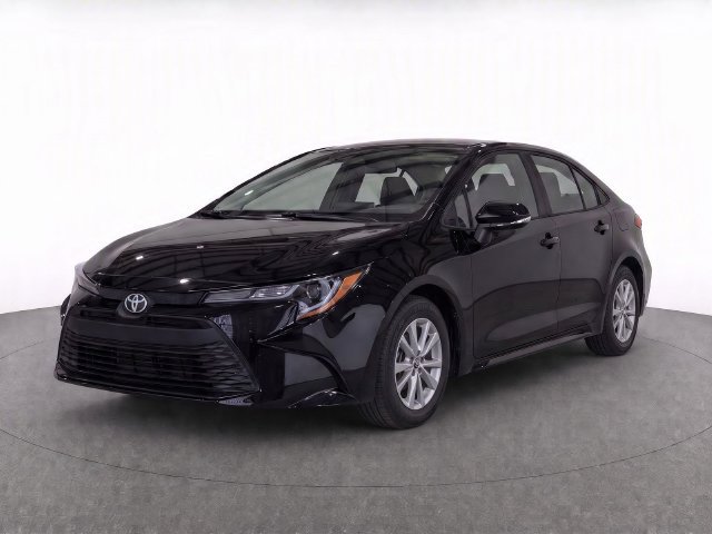 Used 2025 Toyota Camry LE FWD image 2