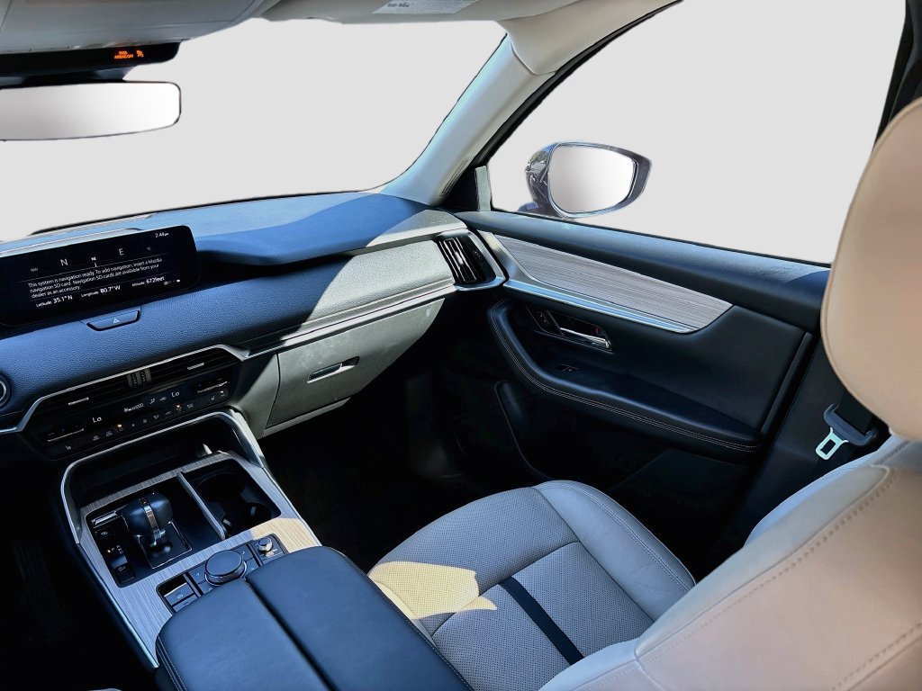 Certified 2024 MAZDA CX-90 Plug-In Hybrid w/ Preferred AWD/4WD image 24