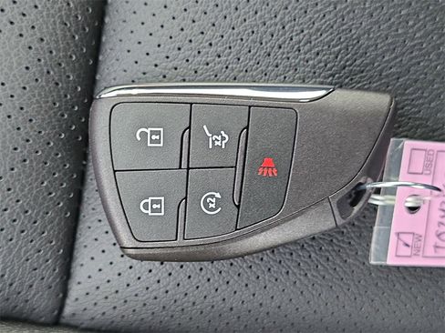 New 2026 Chevrolet Traverse RS image 37