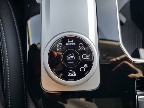 New 2026 Mitsubishi Outlander Trail Edition image 24