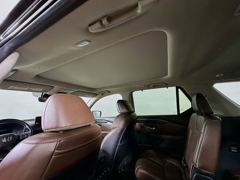 Used 2023 Honda Pilot Elite image 13