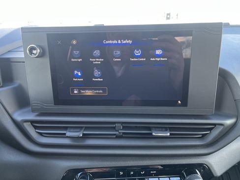 Used 2024 Chevrolet Silverado EV W/T image 27