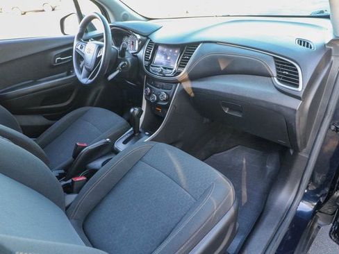 Used 2021 Chevrolet Trax LS w/ Tint and Cruise Package FWD image 21