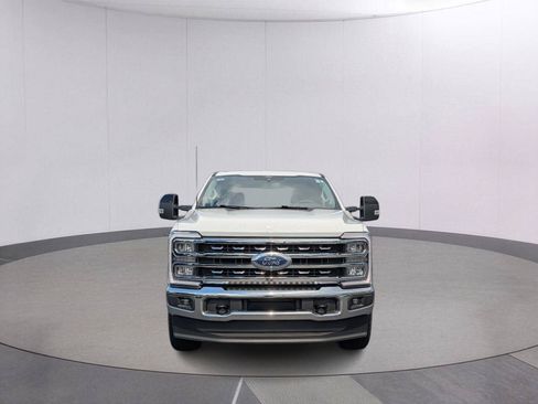 Used 2026 Ford F250 Lariat AWD/4WD image 9