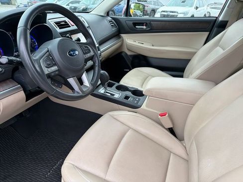 Used 2017 Subaru Outback 2.5i Limited image 19