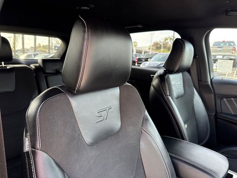 Used 2023 Ford Edge ST AWD/4WD image 15