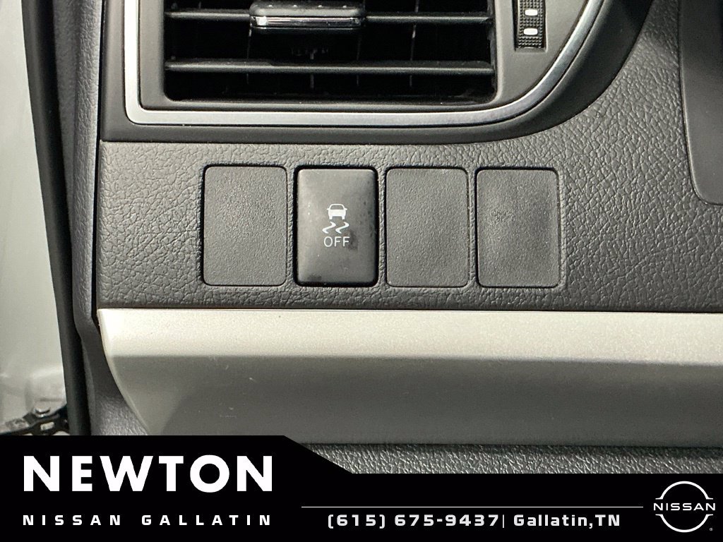 Used 2017 Toyota Camry SE FWD image 30