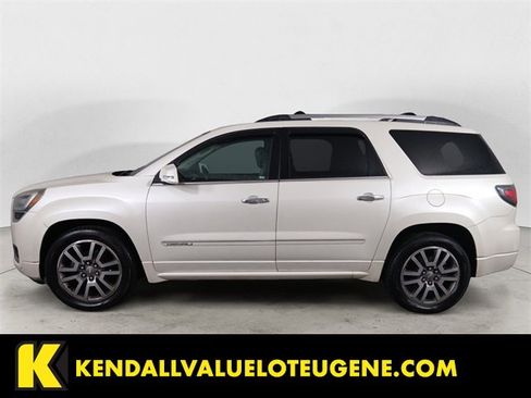 Used 2013 GMC Acadia Denali image 2
