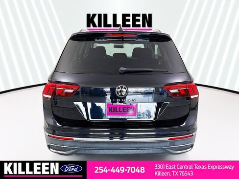 Used 2022 Volkswagen Tiguan S image 7
