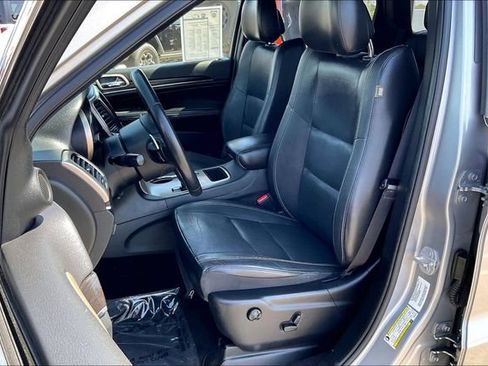 Used 2014 Jeep Grand Cherokee Limited RWD image 23