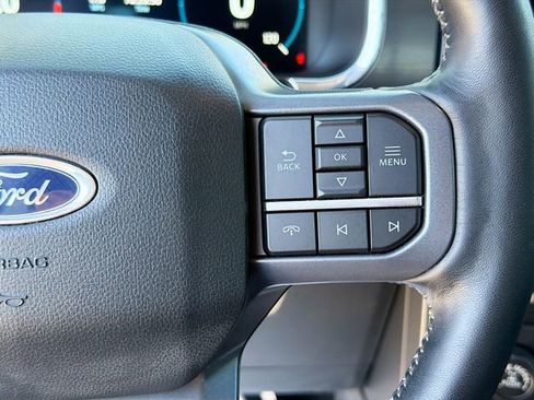 Used 2023 Ford F150 Lariat w/ Trailer Tow Package image 36