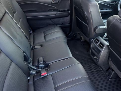 Certified 2023 Honda Passport TrailSport image 30