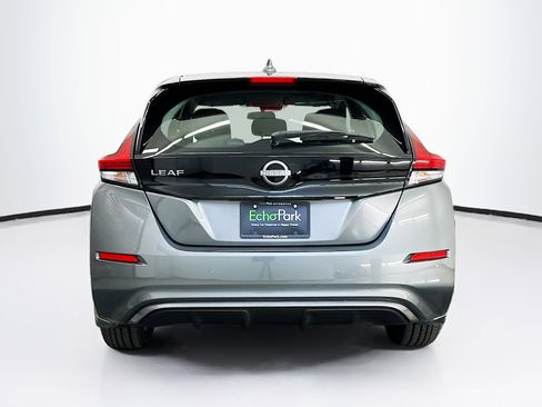Used 2025 Nissan Leaf S FWD image 7