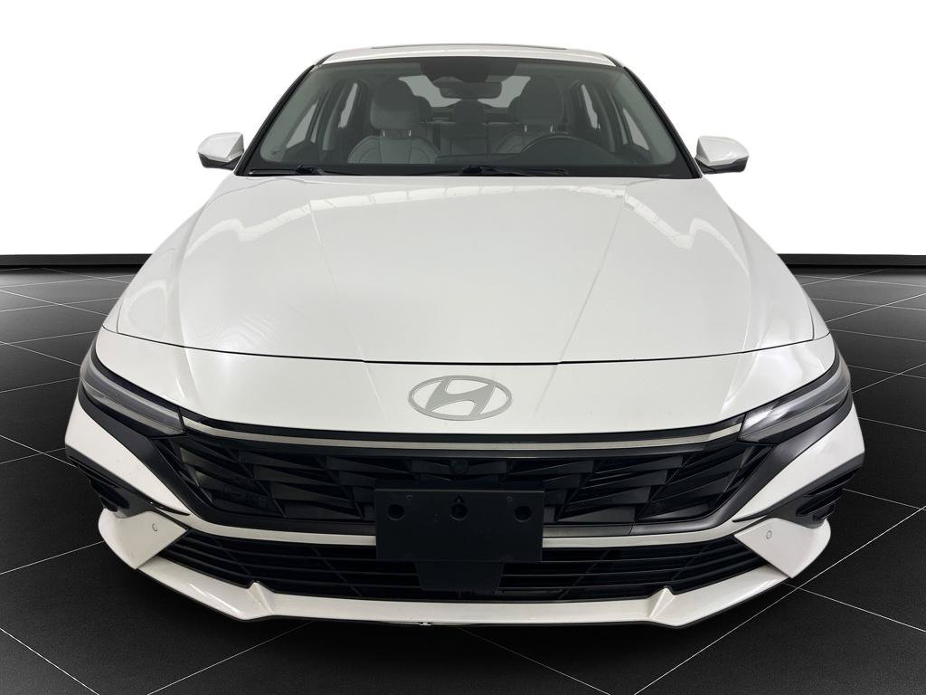 Used 2024 Hyundai Elantra Limited FWD image 8