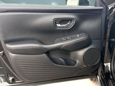 Used 2025 Honda HR-V Sport image 13