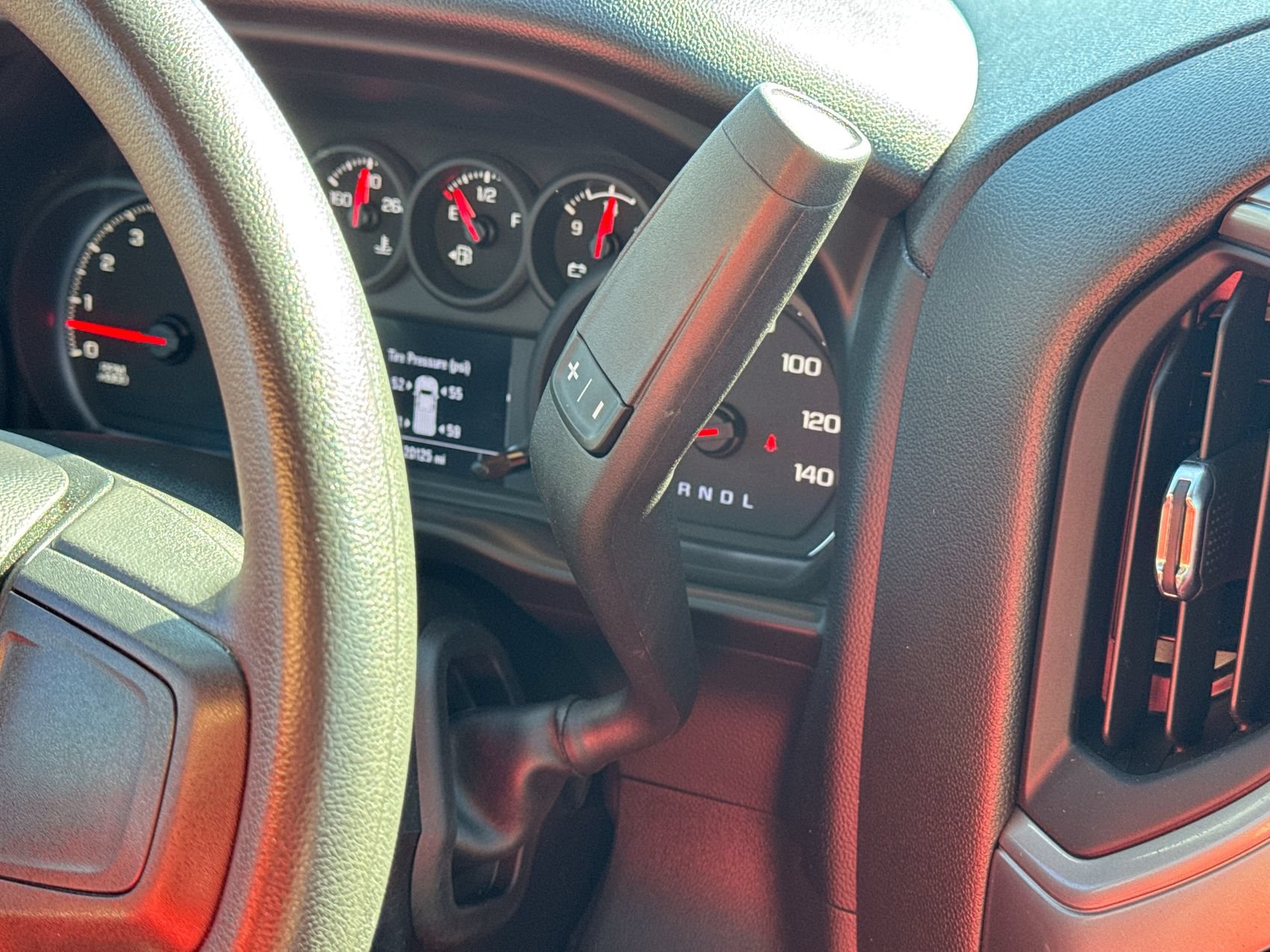 Used 2022 Chevrolet Silverado 2500 Custom AWD/4WD image 19
