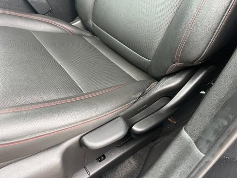 Used 2025 Chevrolet Trax RS w/ Driver Confidence Package image 13