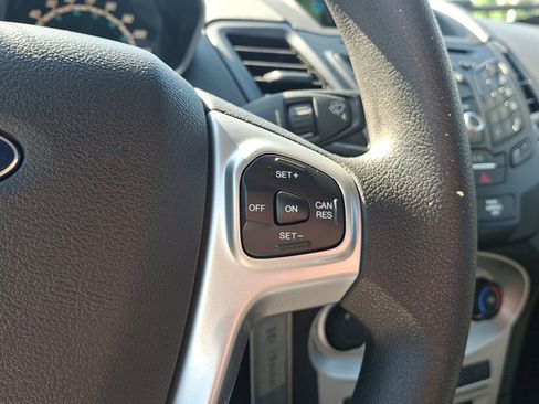 Used 2017 Ford Fiesta SE FWD image 11