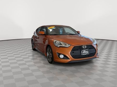 Used 2014 Hyundai Veloster Turbo w/ Turbo Technology Package 04 FWD image 2
