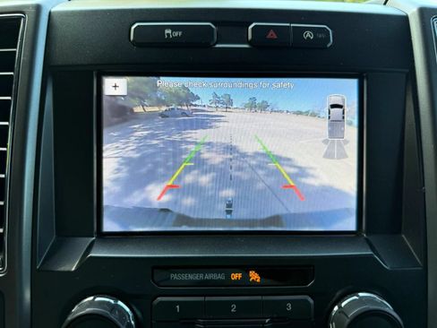 Used 2019 Ford F150 XLT w/ Equipment Group 302A Luxury AWD/4WD image 39