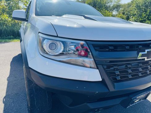 Used 2019 Chevrolet Colorado ZR2 w/ ZR2 Dusk Special Edition image 13