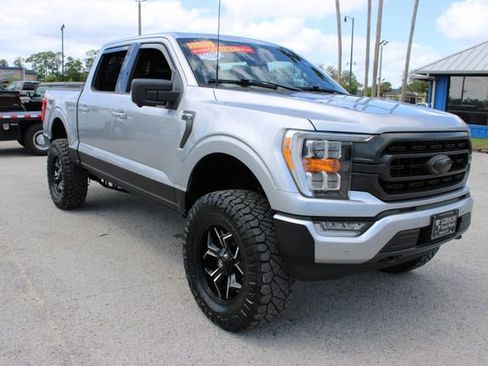 Used 2021 Ford F150 XLT w/ Equipment Group 302A High image 16