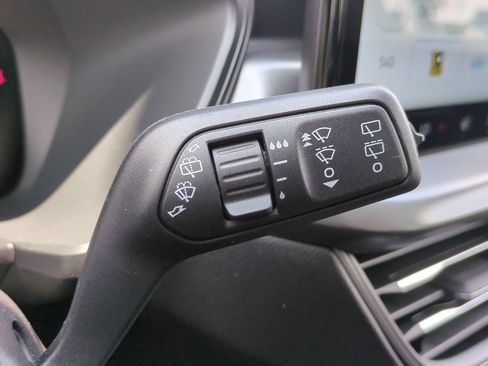 New 2025 Ford Escape SE FWD image 22