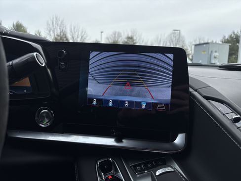 Used 2024 Chevrolet Corvette Stingray Premium Cpe w/ 3LT image 19